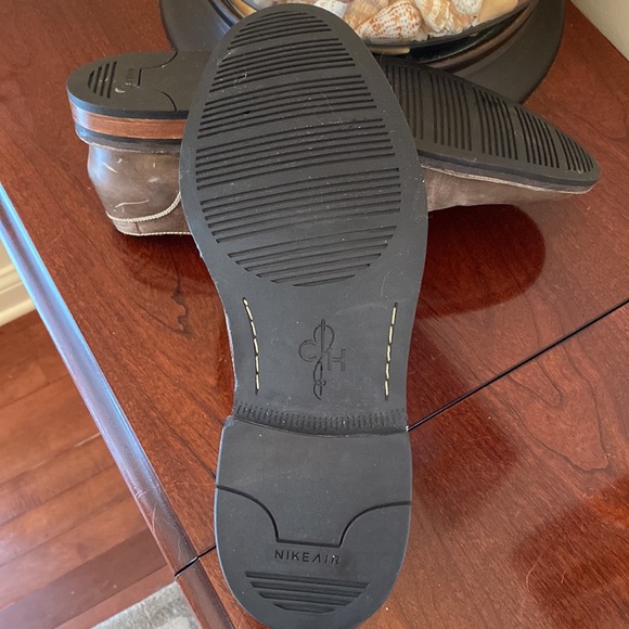 Coke Haan Nike Air Stratton Distressed Taupe Leather Shoes Size 10 - Picture 14 of 15